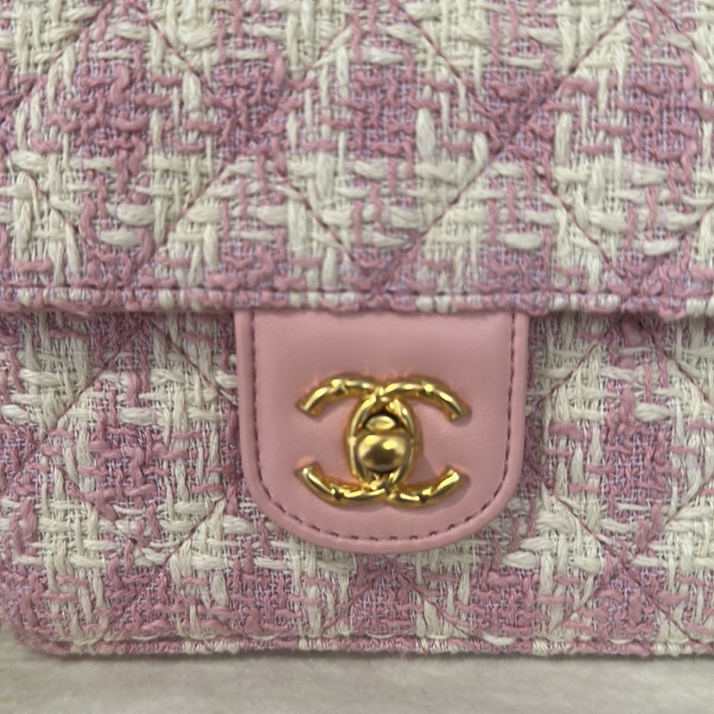 Chanel Pink Quilted Tweed Top Handle Bag 2023 - Picture 4 of 9